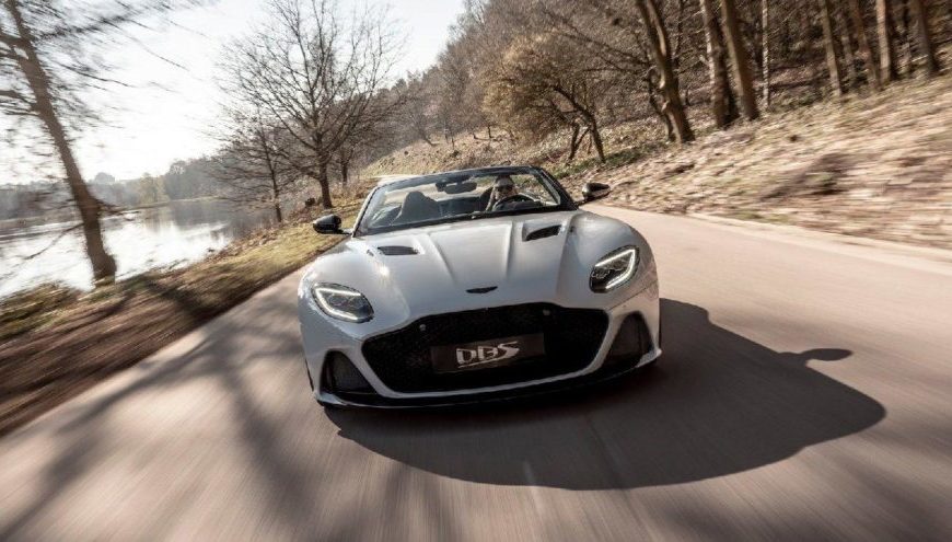 En hızlı Aston Martin üzerini açtı! En hızlı Aston Martin üzerini açtı!