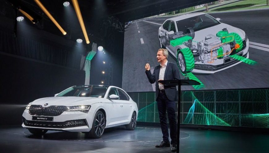 İşte makyajlanan Skoda Superb!