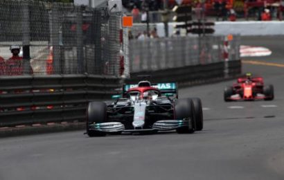 Mercedes anticipates "huge challenge" at Canadian GP