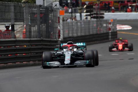 Mercedes anticipates "huge challenge" at Canadian GP