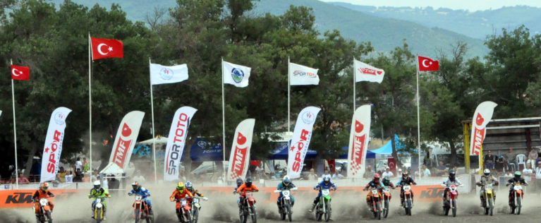 Motokrosta İkinci Randevu Gönen’de Motokrosta İkinci Randevu Gönen’de