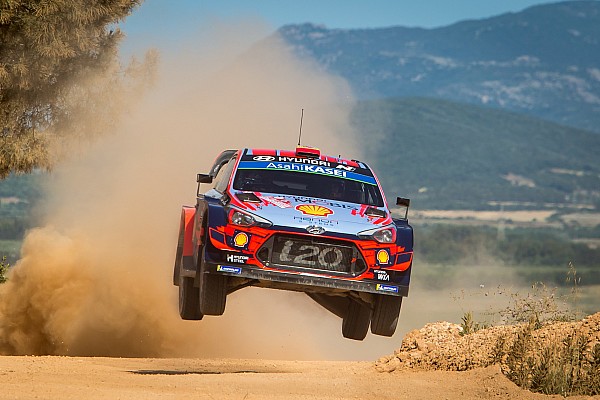 İtalya WRC: Cuma gününün en hızlısı Sordo oldu, Latvala kaza yaptı