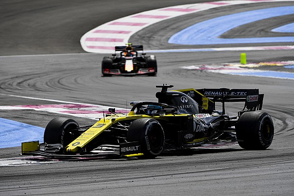 McLaren: Renault’nun büyük bir adım atamaması bizi rahatlatmıyor