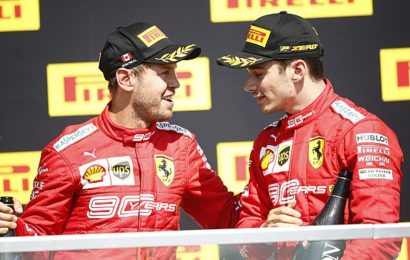 Ferrari, Vettel’in cezasını Leclerc’e söylemeyi “unutmuş”