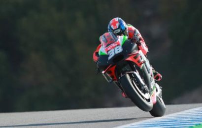 Smith back for Aprilia in Barcelona