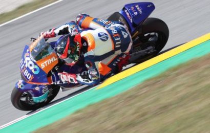 Moto2 Assen: Fernandez takes maiden win in incident filled thriller