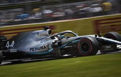 Hamilton: Ferrari’de Mercedes’in sahip olmadığı bir güç modu var