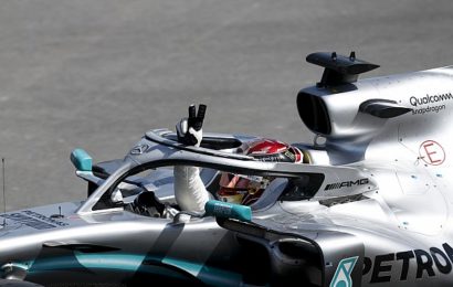 Scheckter: Şampiyonluğu Hamilton hak ediyor
