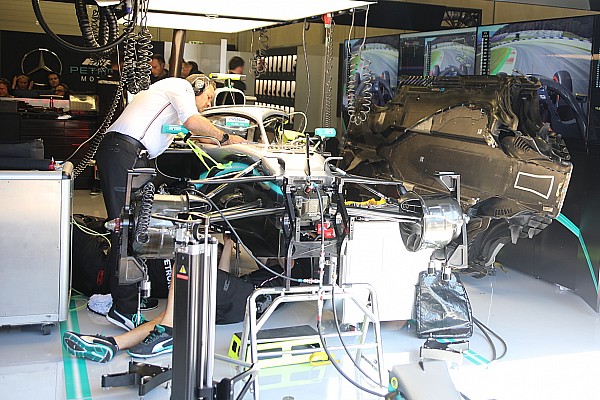 Bottas birinci versiyon Mercedes motoruna dönmek zorunda kaldı! Bottas birinci versiyon Mercedes motoruna dönmek zorunda kaldı!
