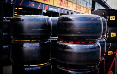 Formula 1, yaz arasından sonra 2018 versiyon lastiklere dönmeyi tartışacak