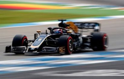 Grosjean impressed by performance in “old” Haas F1 car