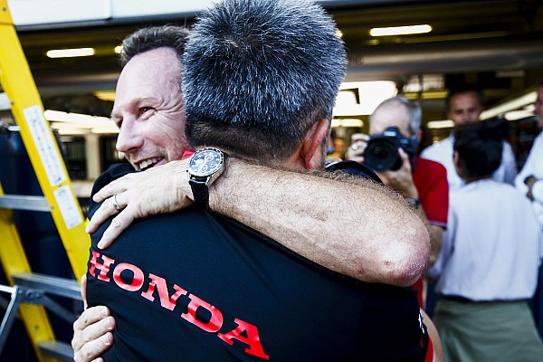 Brown, Honda’nın ilk zaferini tebrik etti