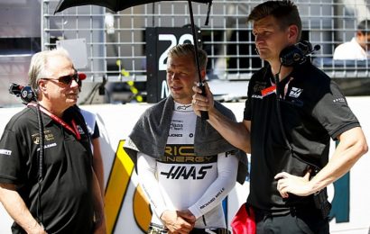 Magnussen: Hulkenberg benimle konuşmuyor