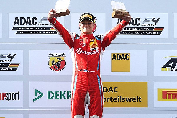 Paul Aron, Mercedes’in genç sürücü akademisine katıldı Paul Aron, Mercedes’in genç sürücü akademisine katıldı