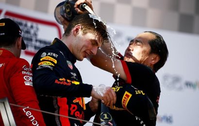 Verstappen rahatladı, Leclerc tebrik etti