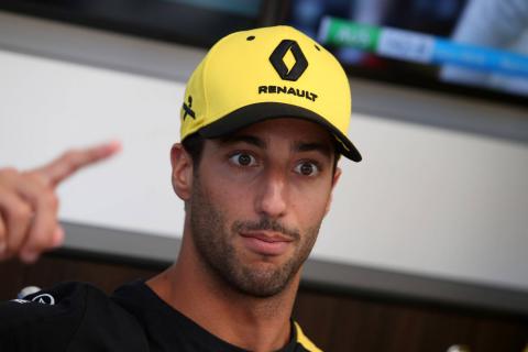 Ricciardo: Renault needs to regain winning mentality