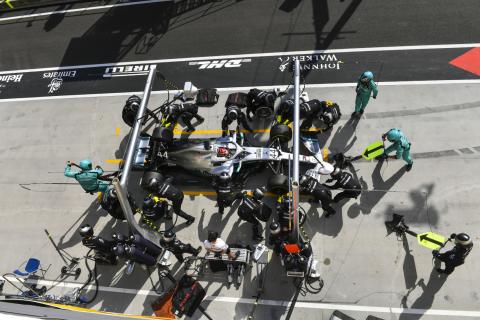 F1 Race Analysis: How Hamilton made Mercedes’ strategy gamble work