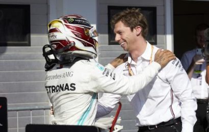 Mercedes explains strategy behind Hamilton’s Hungary win