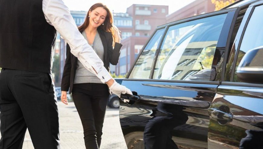 Europcar’dan şoförlü araç kiralama ve transfer hizmeti Europcar’dan şoförlü araç kiralama ve transfer hizmeti