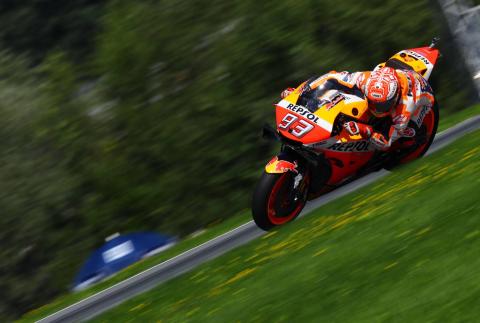 Marquez tops FP2 and Dovi crashes as 1.3s covers field Marquez tops FP2 and Dovi crashes as 1.3s covers field