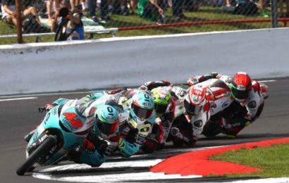 Moto3 Silverstone: Ramirez battles through the pack for victory