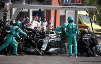 Mercedes explains Hamilton’s pit stop time loss at Spa