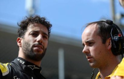 Ricciardo: Time for Renault “homework” at high-downforce tracks