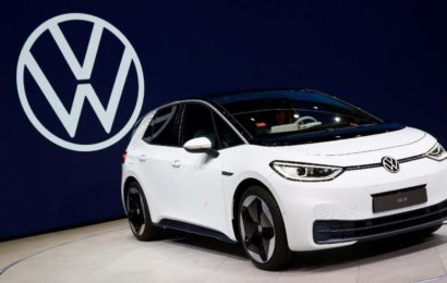 VW kompakt sınıftaki elektrikli otomobilini tanıttı!