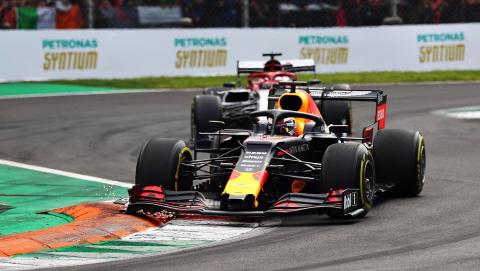 Verstappen ‘could have fought’ lead group without Perez clash Verstappen ‘could have fought’ lead group without Perez clash