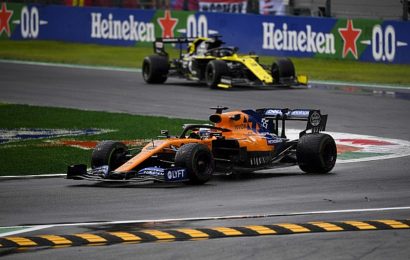 Sainz, Renault’ya eleştirilerini yumuşattı Sainz, Renault’ya eleştirilerini yumuşattı