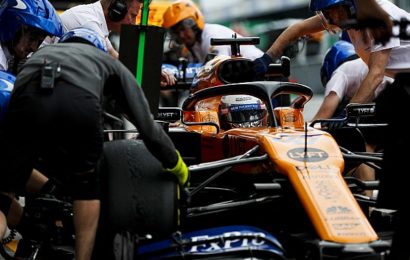 McLaren, Sainz’ın pit olayı nedeniyle ceza aldı
