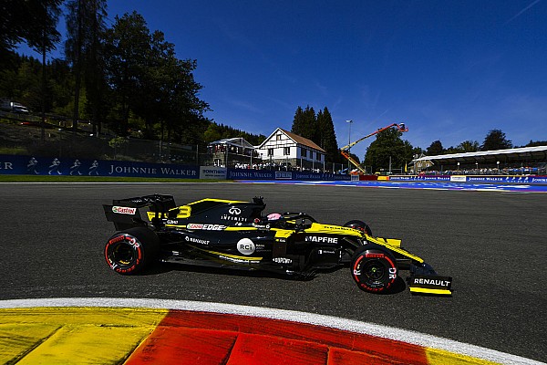 Ricciardo, Ocon’da bir şeyler ‘öğrenmeyi’ umuyor Ricciardo, Ocon’da bir şeyler ‘öğrenmeyi’ umuyor