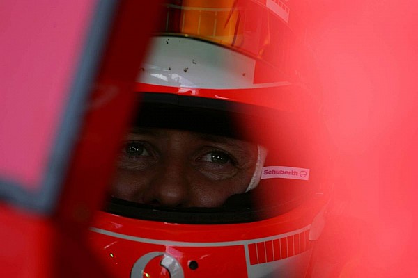 Doktorlar, Schumacher’in beyin tedavisi gördüğünden şüpheli Doktorlar, Schumacher’in beyin tedavisi gördüğünden şüpheli