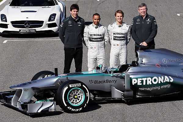 Mercedes’in 2013’teki ilk hedefi Hamilton değilmiş Mercedes’in 2013’teki ilk hedefi Hamilton değilmiş