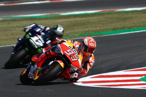 Marquez in the middle of the Yamahas