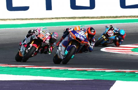 Fernandez avoids penalty to keep Misano Moto2 win