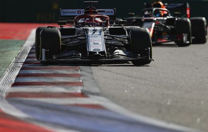 Raikkonen: “Alfa Romeo bu ‘kabus’un sebebini anlamalı”