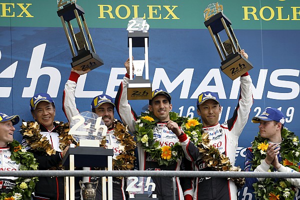 Le Mans 24 Saat: #8 Toyota galibiyete ulaştı – Alonso, Buemi, Nakajima şampiyon oldu!