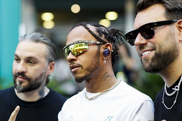 Hamilton: “Son yarışlarda temelde sıralama turlarında kaybettik” Hamilton: “Son yarışlarda temelde sıralama turlarında kaybettik”
