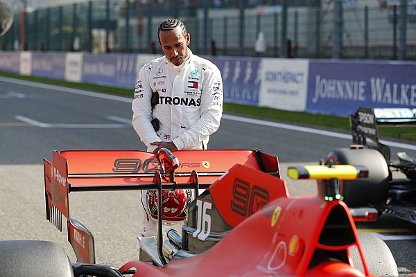 Hamilton: “Ferrari adına yarışmasam bile pişmanlık duymam” Hamilton: “Ferrari adına yarışmasam bile pişmanlık duymam”