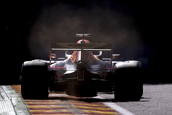 Salo, Red Bull sürücüsünün kararlarını savundu Salo, Red Bull sürücüsünün kararlarını savundu