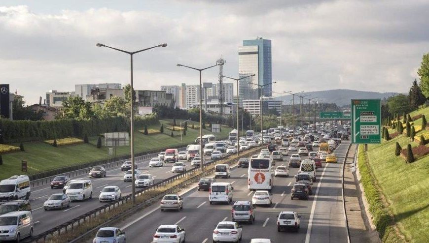 Trafiğe kayıtlı araç sayısı 67 bin arttı