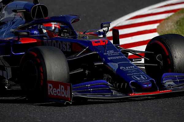 Villeneuve: “Kvyat, Red Bull için bir seçenek değil”