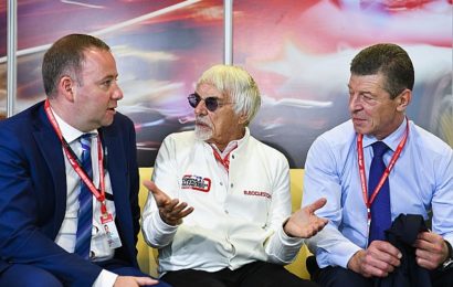 Ecclestone: “Liberty 2021 için sadece iki takımla anlaşmalı”