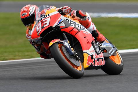 Marquez beats Vinales who falls on last lap in Phillip Island thriller Marquez beats Vinales who falls on last lap in Phillip Island thriller