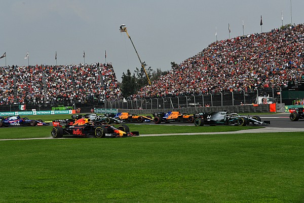 Hamilton: “Verstappen’le mücadelede daha fazla boşluk bırakmak zorunda kalıyoruz”