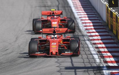 Brawn: Vettel/Leclerc mücadelesi “patlamaya hazır”