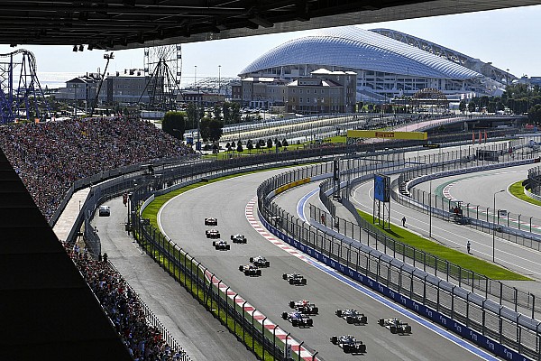 Masi: “Takım emirleri Formula 1’in bir parçası” Masi: “Takım emirleri Formula 1’in bir parçası”