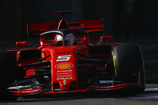 Button: “Vettel yeteneğini kaybetmedi”