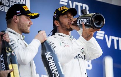 Hamilton: “Ferrari‘nin güçlenmesi spor için iyi”